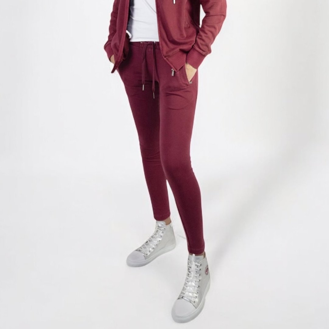 SLIM JOGGING PANTS