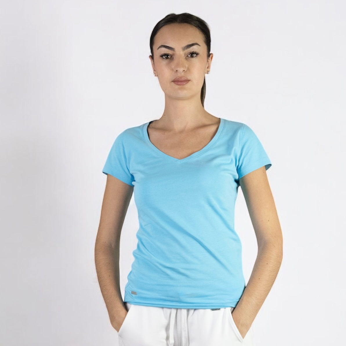 Women's V-NECK SLIM FIT T-SHIRT