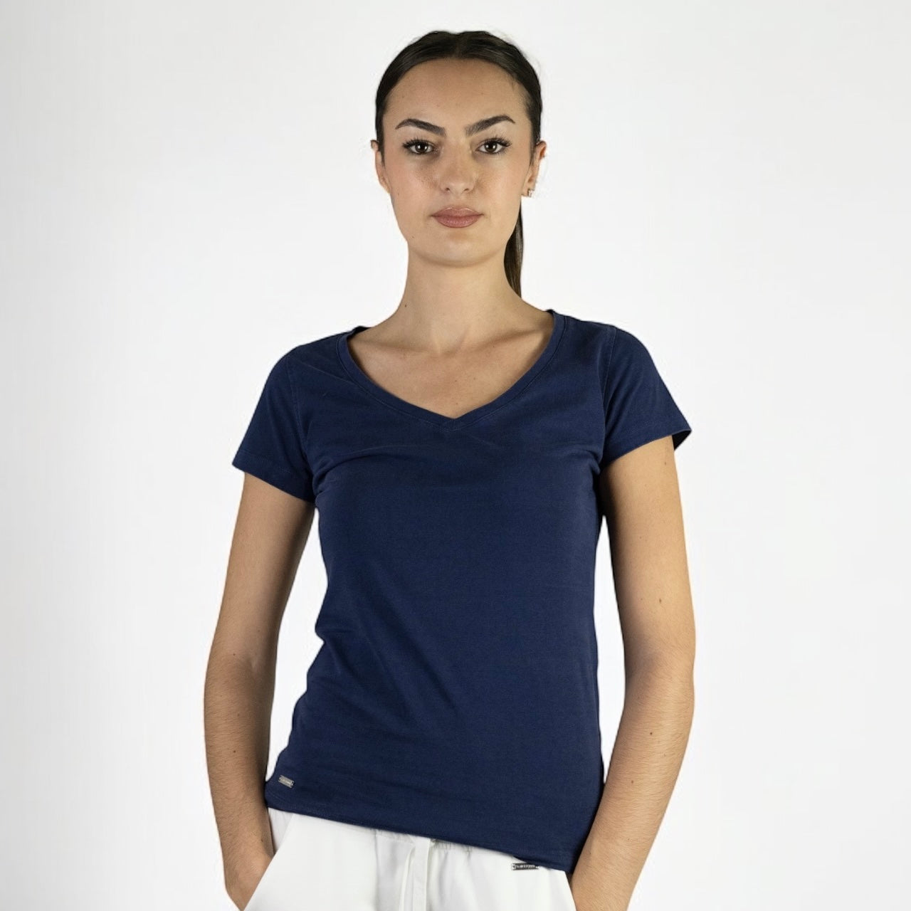 Women's V-NECK SLIM FIT T-SHIRT