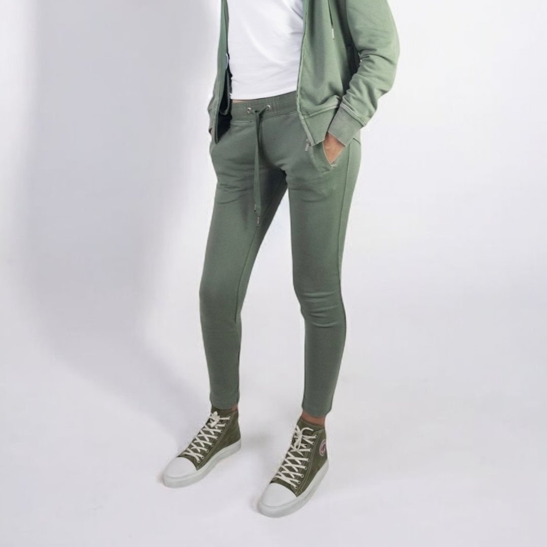 SLIM JOGGING PANTS
