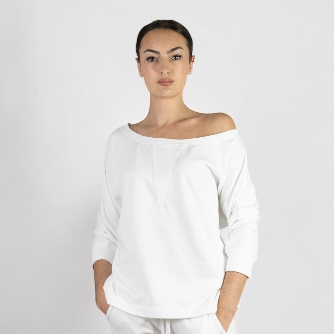 OVERSIZED SWEATSHIRT